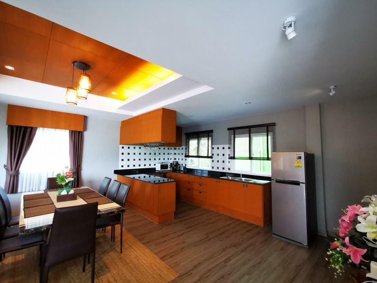 Kanita Pool Villa Karon Kültér fotó